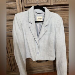 Abercrombie & Fitch Women's light blue tweed cropped Blazer